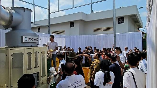 FIXZ INDUSTRIES 제공