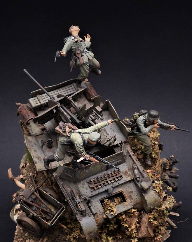 ‘THE BURIAL’ 1/35 scale, built in 2011