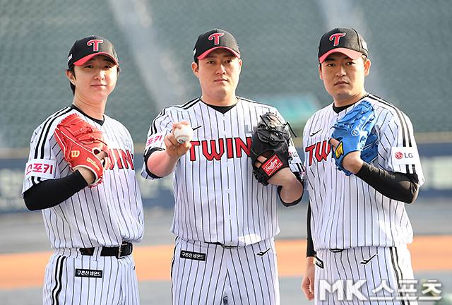 LG 유니폼을 입게된 최채흥(왼쪽부터)과 김강률, 심창민. 사진=천정환 기자