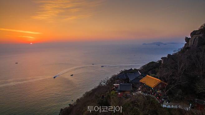 향일암 일출/사진-여수시