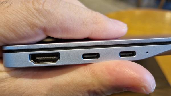 갤럭시 북4 엣지 두께. 접었을 때 12.3mm다. 정옥재 기자