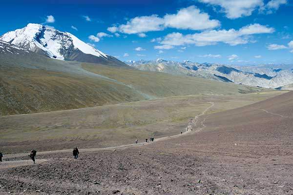 일정 중 최고점인 콩마루 라(5,200m)로 향하는 길.