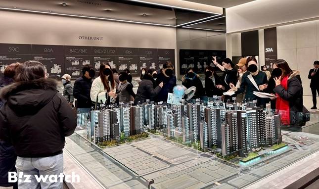 서울 서초구 방배동 '래미안 원페를라' 견본주택이 송파구 문정동 '래미안 갤러리'에 마련됐다. /사진=김진수 기자