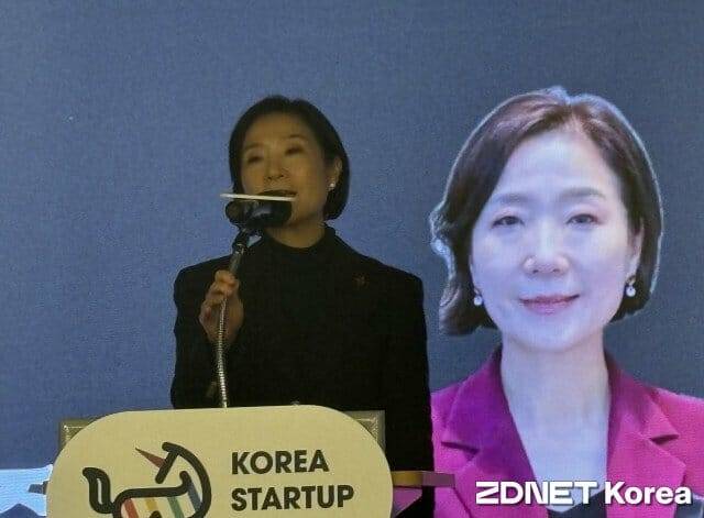 오영주 중소벤처기업부 장관