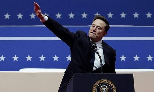 일론 머스크가 20일(현지시간) 워싱턴에서 열린 트럼프 대통령 취임 축하 행사에서 연설 도중 나치식 인사를 연상시키는 동작을 취하고 있다. 로이터 연합뉴스