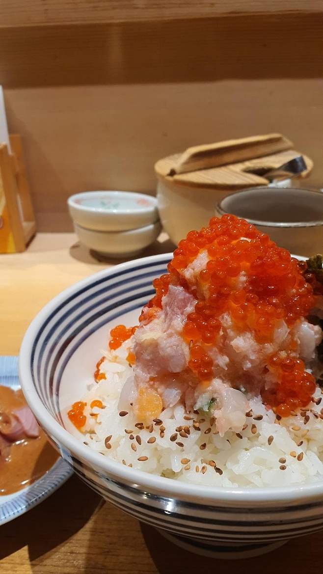 06bcdb27eae639aa658084e54484746c0a9aeaa2cf756bef49a81690dc0796b190b14c4a8523a95e13efa777399607