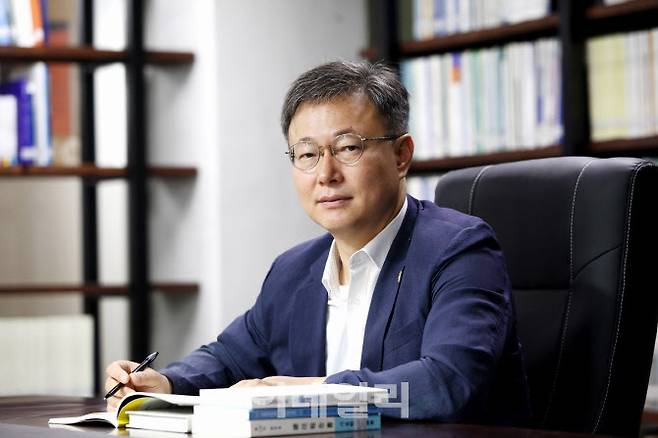 장인홍 전 서울시의원(사진=홈페이지 갈무리)