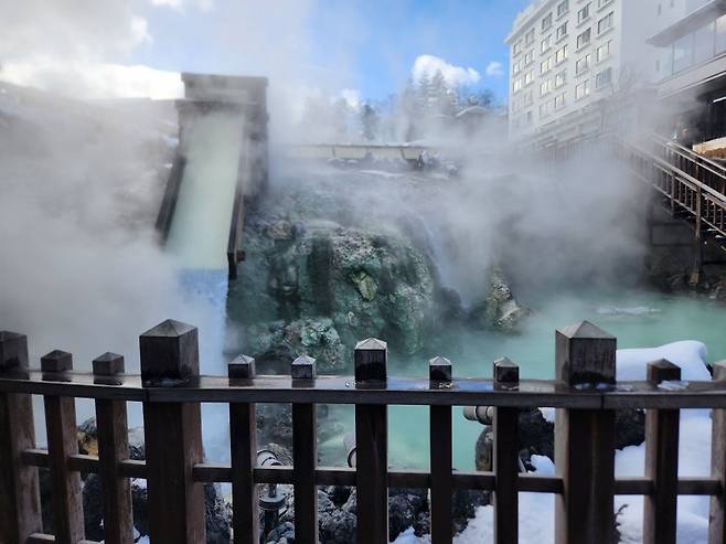 7ced8076b5826cff3aed98bf06d60403b7c34377dd24accb27ef46