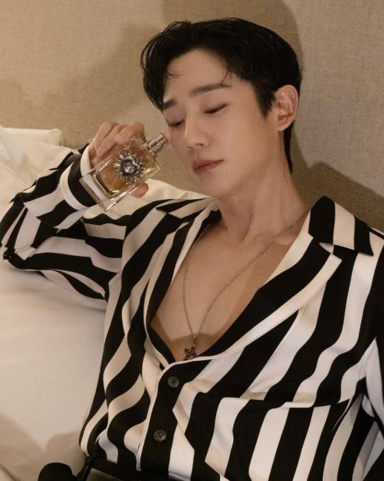 정해인 소셜 계정 캡처