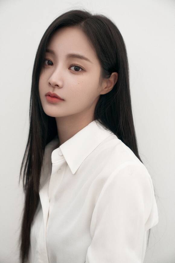 배우 연우가 최근 서울 강남구 한 카페에서 <더팩트>와 만나 JTBC 토일드라마 '옥씨부인전' 종영 기념 인터뷰를 진행했다. /9아토엔터테인먼트