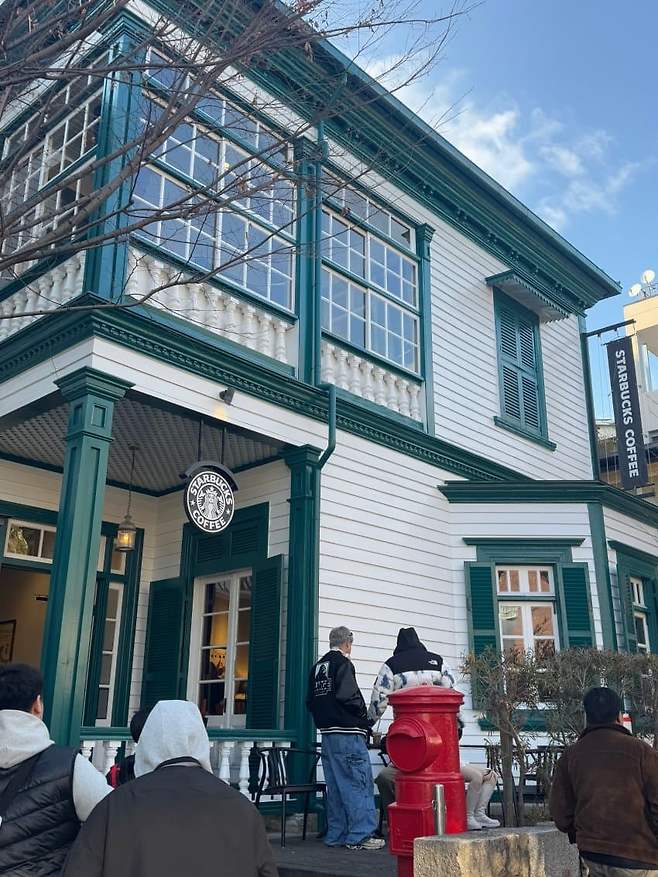 7eeb8376c1f11e8723ee86ed329c706bd72782f511e596816981ea27ee686b0ac66aa0a295e2580b15f7662378f0209764b2292f7b