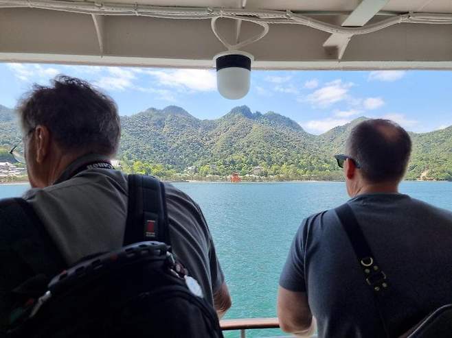 7eed9e2cf5d518986abce895428275693c6066