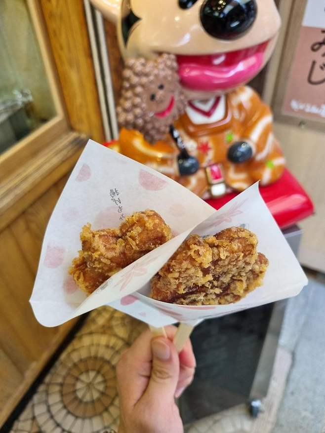 7cec8068efc23f8650bbd58b3682726ac1421384