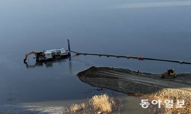 7일 인천 송도국제도시 6공구 호수 워터프런트 1-2단계 공사 현장. 차준호 기자 run-juno@donga.com