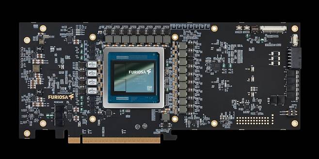 퓨리오사AI가 공개한 2세대 인공지능(AI) 가속기 레니게이드. /퓨리오사AI 홈페이지