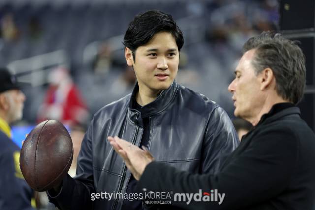 오타니 쇼헤이와 'CAA 스포츠' 네즈 발레로./게티이미지코리아