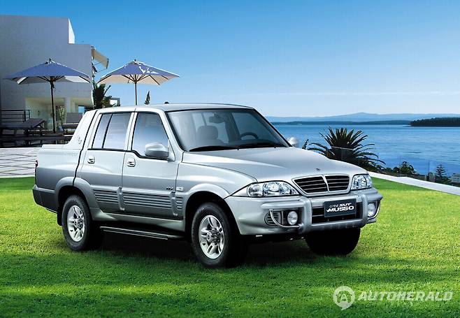 무쏘 스포츠, 2002. 9~2005. 12. (KG 모빌리티)