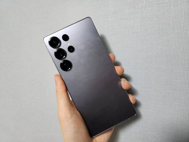 갤럭시 S25 울트라. 이재연 기자