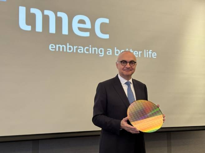 루크 반 덴 호브 아이멕(imec) 회장. 연합뉴스