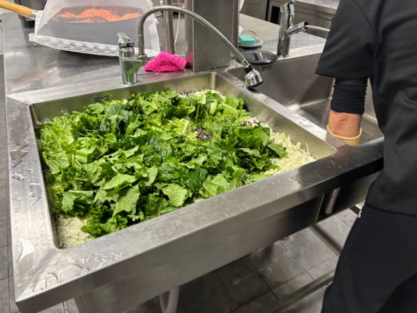 용산아이파크몰 공유주방 내 나오크린 사용 현장./사진제공=디엔디전자