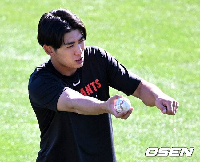 배트 이렇게 잡고