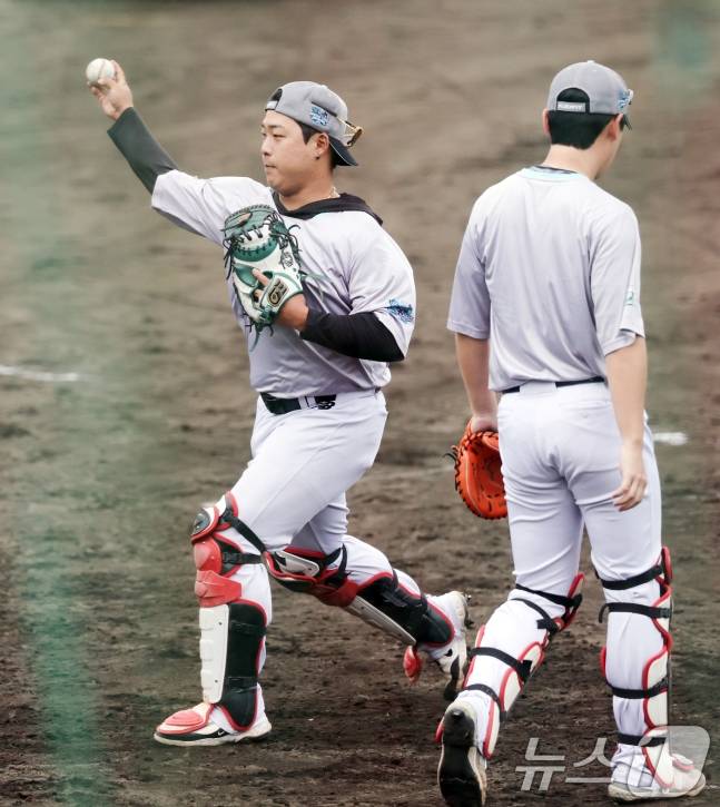 KT 위즈 강백호(왼쪽). /사진=뉴스1