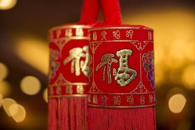 중국 최고 정책자문기구인 전국인민정치협상회의(정협)의 위원이 출산율을 높이기 위헤 법정 결혼연령을 낮추자고 제안했다. 사진=게티이미지