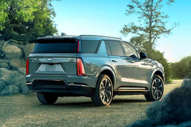 캐딜락 2026 에스컬레이드 IQL