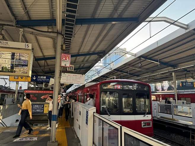 0490f719bc8561f420b5c6b236ef203ecac0d42e8e240e7c76