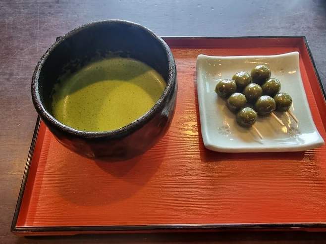 28b9d932da836ff23cee86e04185706af67f2ed3410810d0323de0bfc91d87a99db4