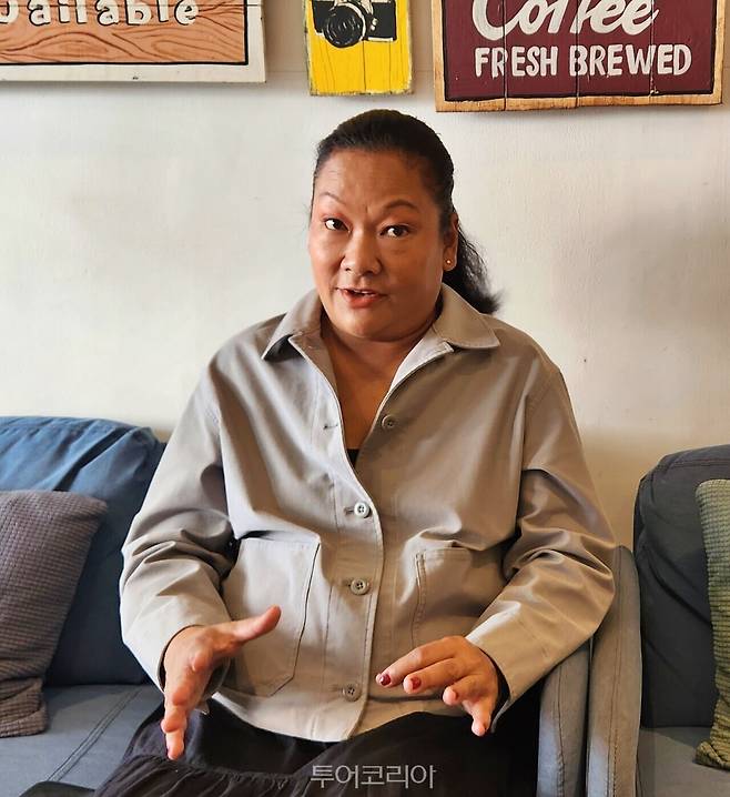 인도네시아 발리 시내 투어민 라운지에서 만난 멜리다 웨버(MELIDA WEBER) 더엣지 제너럴 매니저