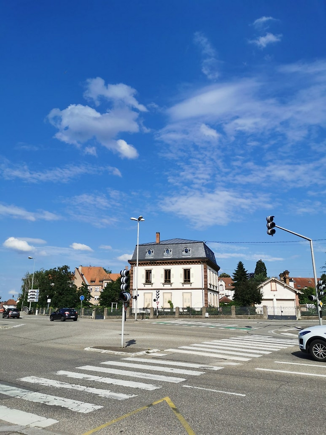 밴드오브브라더스 8편 전적지 헤게나우 탐방기