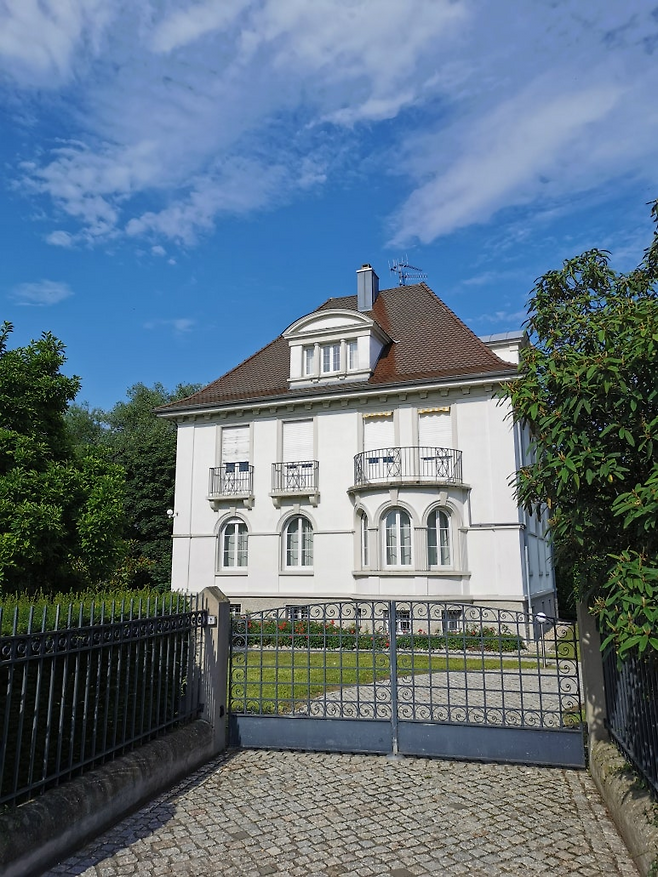 밴드오브브라더스 8편 전적지 헤게나우 탐방기