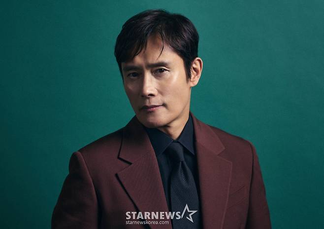 영화 '승부'(감독 김형주)의 주연배우 이병헌이 21일 진행된 인터뷰를 위해 포즈를 취하고 있다. /사진제공=바이포엠스튜디오 2025.03.21 /사진=이동훈 photoguy@