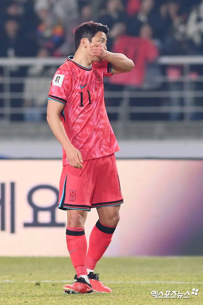 황희찬이 20일 고양종합운동장에서 열린 대한민국과 오만의 2026 국제축구연맹(FIFA) 북중미 월드컵(캐나다-미국-멕시코 공동개최) 아시아지역 3차 예선 B조 7차전에 선발 출장해 골맛을 봤다. 고양, 고아라 기자