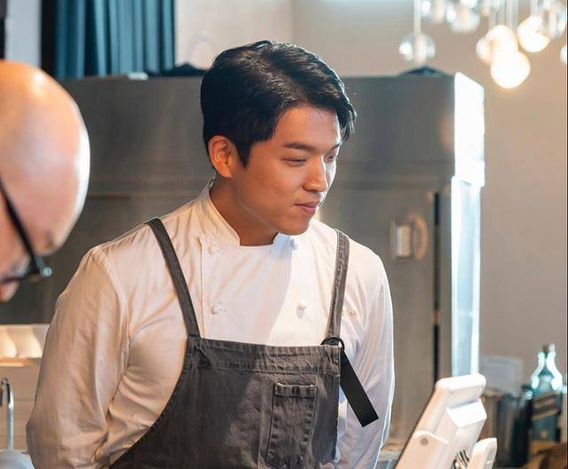 2023년 '미슐랭 3스타' 평가를 받은 파인다이닝 레스토랑 '서울 모수'를 운영 중인 안성재 셰프. 모수 인스타그램 화면 캡처