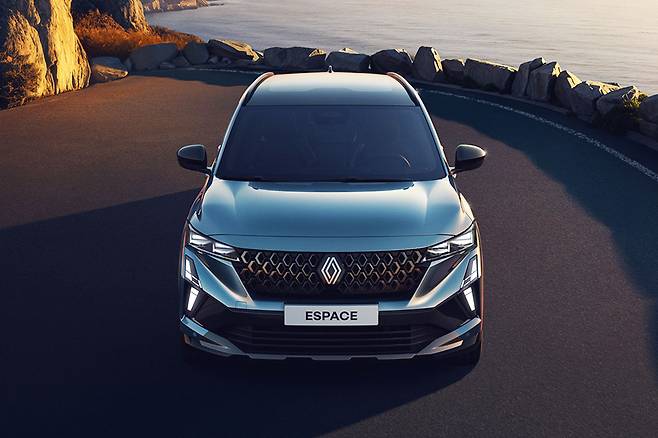 르노 에스파스 E Tech