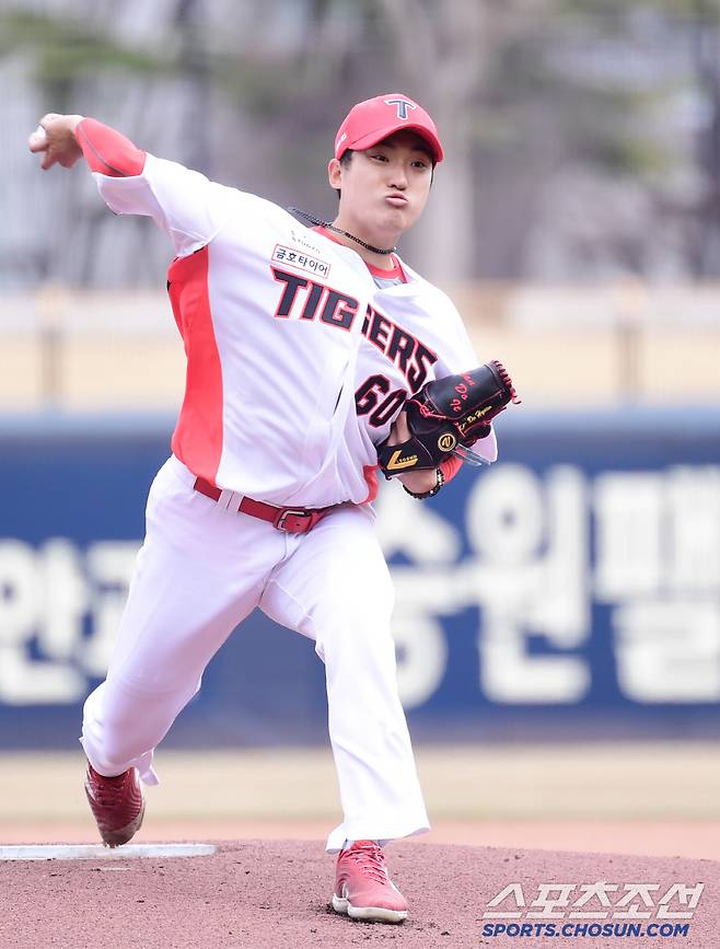 15일 광주 KIA챔피언스필드에서 열린 KBO리그 시범경기 KIA와 삼성의 경기. 선발 등판 투구하는 KIA 김도현. 광주=송정헌 기자songs@sportschosun.com/2025.03.15/