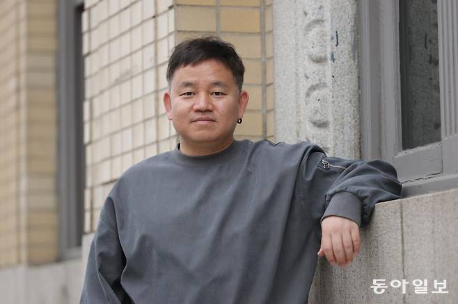 ‘불편한 편의점’의 김호연 작가. 박형기 기자 oneshot@donga.com