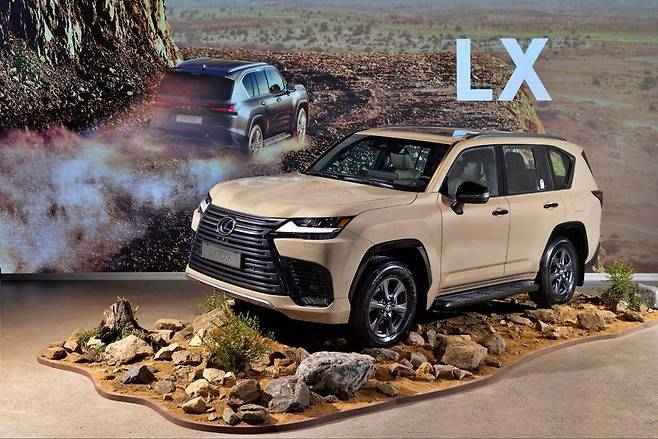 디 올 뉴 LX 700h / 출처=렉서스