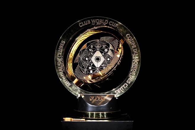 네이버1784/ FIFA 클럽 월드컵 2025 트로피 투어/ 울산HDFC/ 클럽 월드컵 우승 트로피/ 사진 정재훈