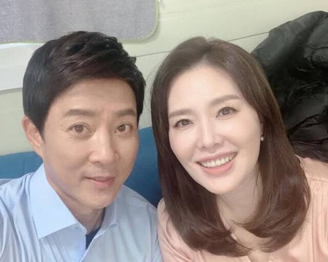 최수종과 하희라는 1993년 결혼한 연예계 잉꼬부부다. / 최수종 SNS 캡처