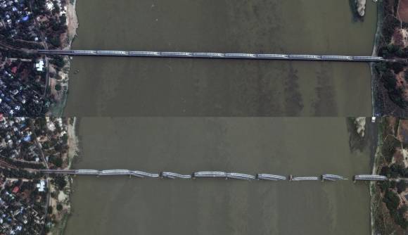 미얀마 만달레이 인와 다리의 지진 전과 후 위성 사진 모습. 맥사 테크놀로지