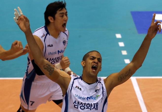 삼성화재 시절 유광우와 레오. 연합뉴스