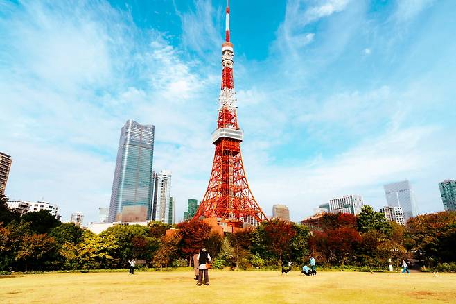 호텔 앞 시바 공원은 누구에게나 열려 있는 휴식 공간이다