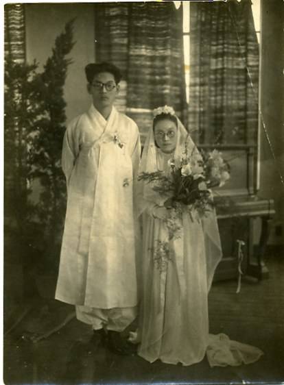 1944년 김환기와 김향안의 결혼식(뉴스1 DB)ⓒ(재)환기재단·환기미술관 제공