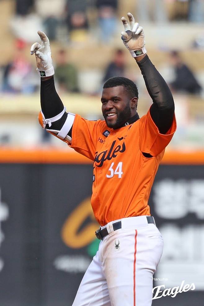 ▲ 플로리얼은 5일 대구 삼성전에서 올 시즌 첫 멀티히트 경기로 반등 가능성을 내비쳤다. ⓒ한화이글스