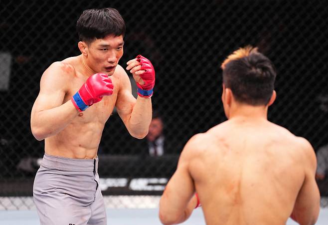 이창호(왼쪽). 사진=UFC