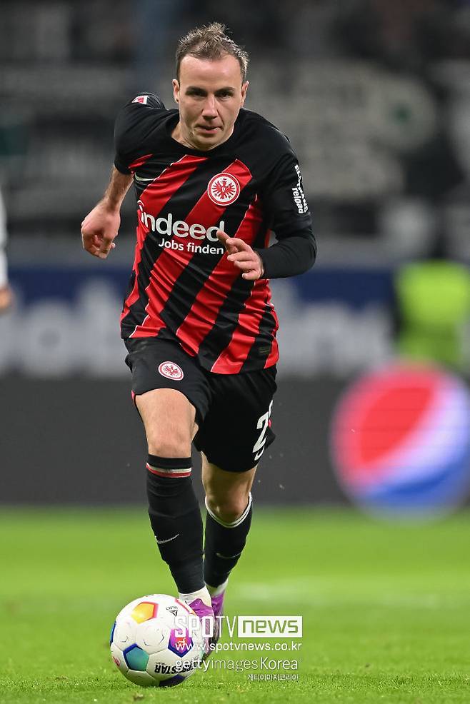 ▲ 손흥민은 오는 10일 유럽축구연맹 유로파리그 아인트라흐트 프랑크푸르트와 8강 1차전에서 독일 국가대표 출신 미드필더 마리오 괴체(사진)와 맞붙는다.