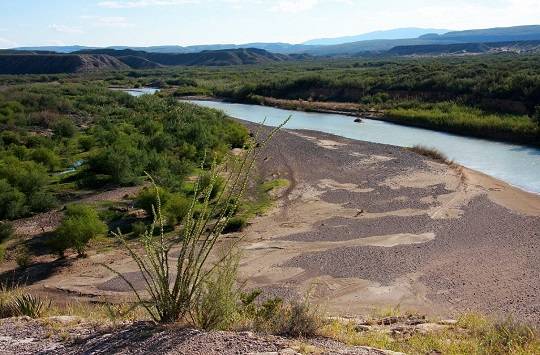 사진설명: 미국과 멕시코 접경지대를 흐르는 리오그란데강 사진출처: 뉴시스